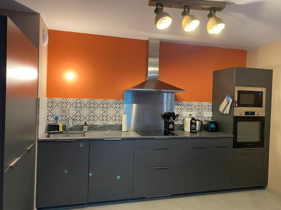 Gorgeous 2 Bedroom, 2 Full Bath, Ski In Apartment! Winner Of 2025 And 2024 Traveller Award! Морзин Екстериор снимка