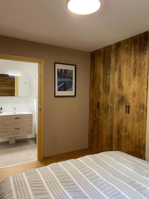 Gorgeous 2 Bedroom, 2 Full Bath, Ski In Apartment! Winner Of 2025 And 2024 Traveller Award! Морзин Екстериор снимка